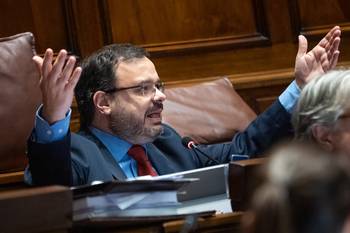 Felipe Schipani, durante la sesión especial de la Cámara de Representantes, el 13 de octubre, en el Palacio Legislativo. · Foto: Gianni Schiaffarino