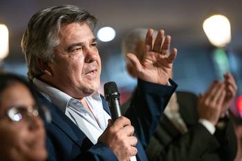 Carlos Camy, el 20 de octubre, en el acto de la lista 40 · Foto: Gianni Schiaffarino