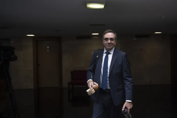 Sebastián Andújar durante la comisión de Hacienda integrada con Presupuesto (archivo, octubre de 2025) · Foto: Gianni Schiaffarino