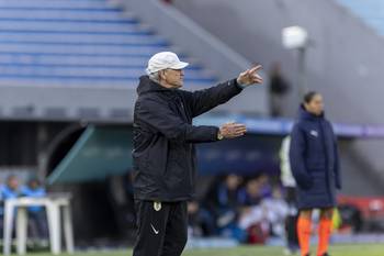 Ariel Longo, el 28 de octubre, en el estadio Centenario. · Foto: Rodrigo Viera Amaral