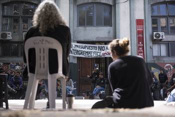 Facultad de Humanidades y Ciencias de la Educación ocupada. · Foto: Gianni Schiaffarino
