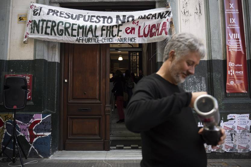 20251104  P13-14 EDU OCUPACIONES