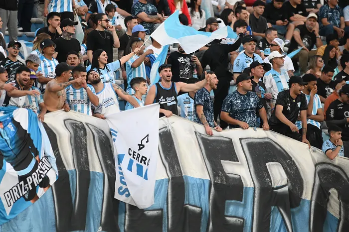 Hinchas de Cerro (Archivo, 2025) · Foto: Gianni Schiaffarino