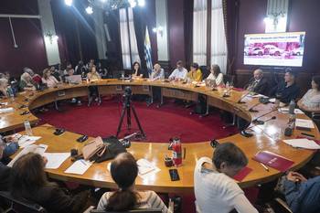 Charla “50 años después del Plan Cóndor: revisión y nuevas perspectivas de investigación”, el 3 de noviembre, en la sala Maggiolo de la Universidad de la República. · Foto: Alessandro Maradei