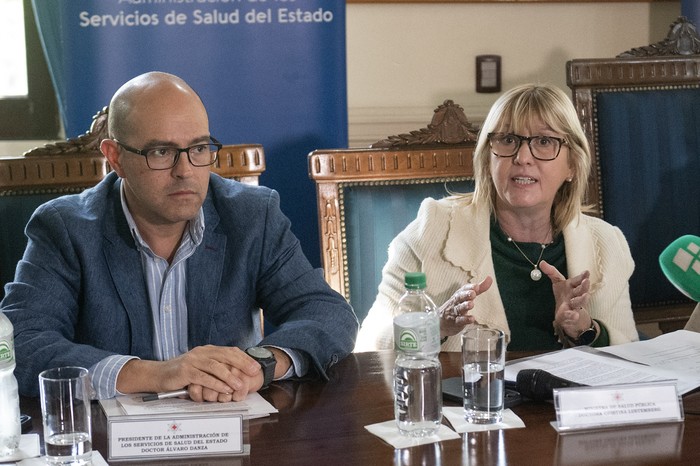 Álvaro Danza y Cristina Lustemberg, el 6 de noviembre, en conferencia de prensa. · Foto: Alessandro Maradei