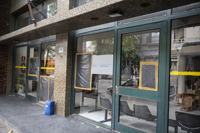 Sede del Instituto Nacional de Rehabilitación (INR), en Cerro Largo y Andes, el domingo 16 noviembre. · Foto: Diego Vila