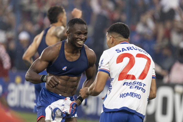 Cristian Ebere, de Nacional tras convertir el gol de su equipo, el 30 de noviembre, en el Gran Parque Central. · Foto: Rodrigo Viera Amaral