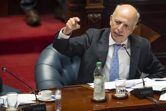 Javier García, en la Cámara de Senadores (archivo, diciembre de 2025). · Foto: Gianni Schiaffarino