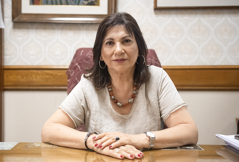 20251213 p6-8 f1 blanca