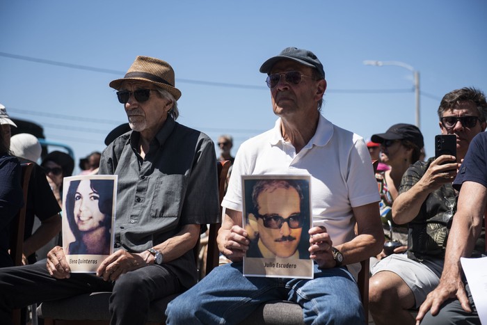 Durante el evento, el 13 de diciembre, en el lugar donde funcionó el sitio de tortura 300 Carlos, conocido como "infierno grande". · Foto: Diego Vila
