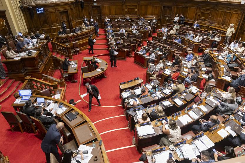 20251217 POL DIPUTADOS LAVADO