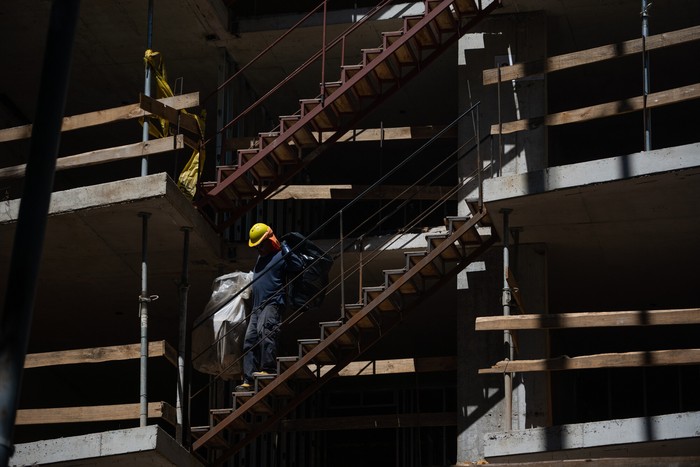 Obra en el barrio Cordón. Foto: Gianni Schiaffarino (archivo, diciembre de 2025)