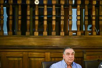 Guillermo Rodríguez durante la sesión extraordinaria de la Junta Departamental de Colonia, el 23 de diciembre. · Foto: Ignacio Dotti