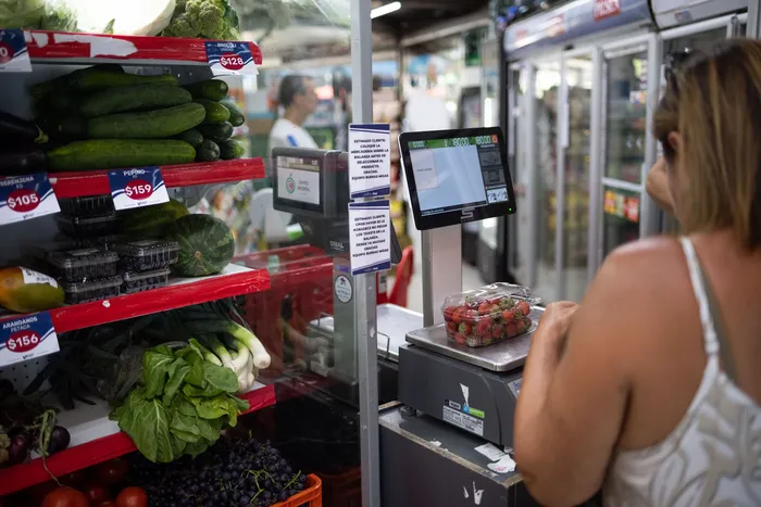 Supermercado en Lomas de Solymar, Canelones (archivo, diciembre de 2025). · Foto: Gianni Schiaffarino