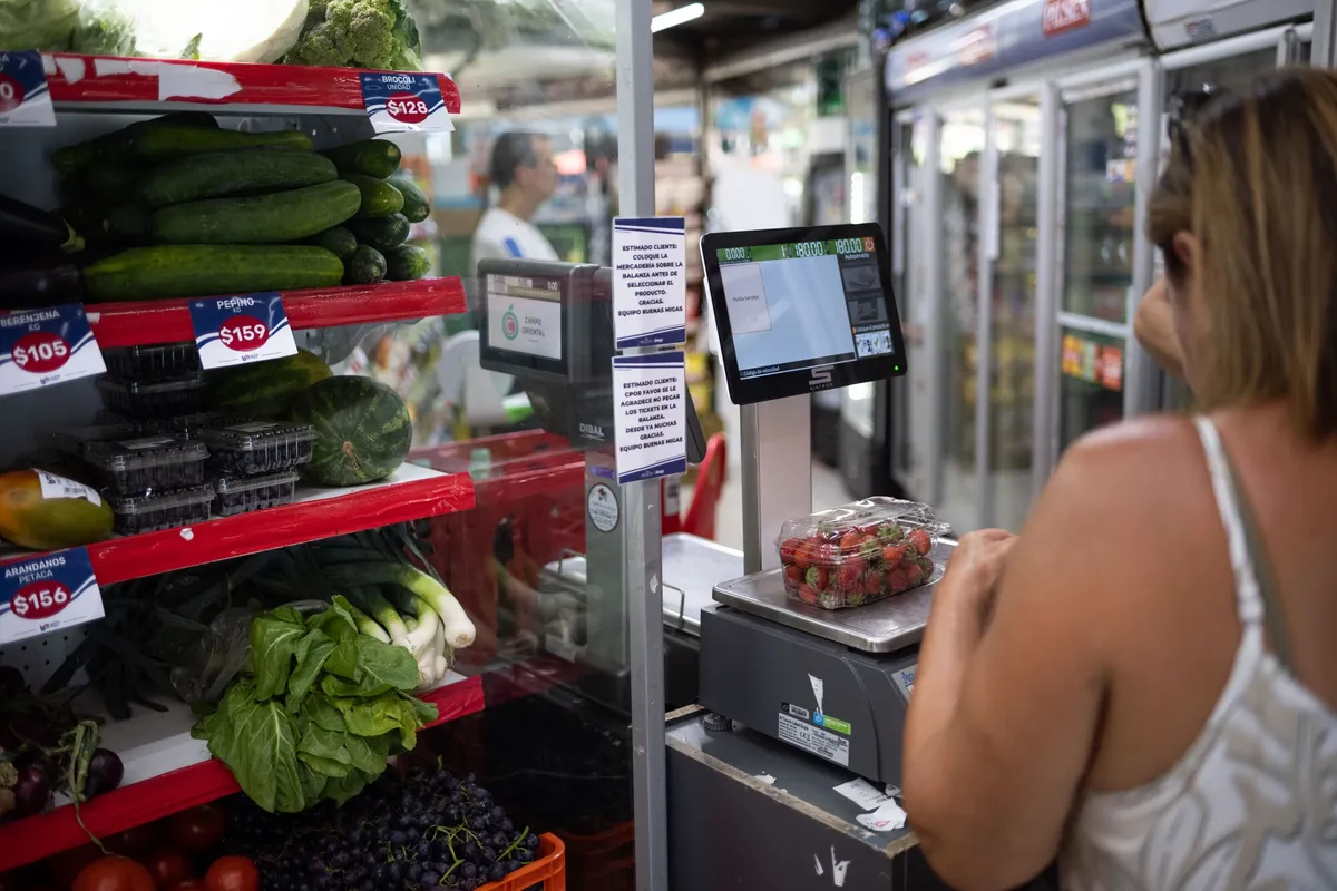 La inflación interanual en Uruguay sobrepasó el objetivo oficial durante agosto