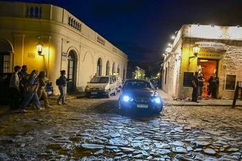 Turistas en Colonia del Sacramento. · Foto: Ignacio Dotti