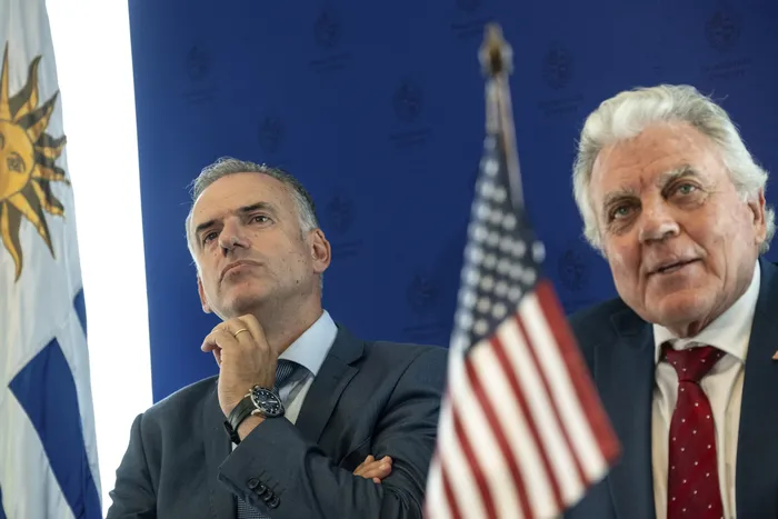 El presidente de la República, Yamandú Orsi y el embajador de Estados Unidos en Uruguay, Lou Rinaldi, en la residencia de Suárez y Reyes (archivo, enero de 2026). · Foto: Inés Guimaraens