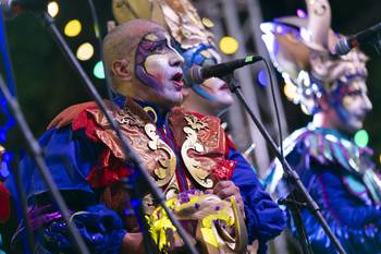 Murga Nueva Milonga, durante el Desfile de Carnaval. · Foto: Rodrigo Viera Amaral