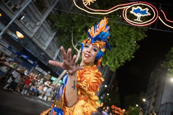 Revista Tabú durante el Desfile Inaugural del Carnaval 2026. · Foto: Gianni Schiaffarino