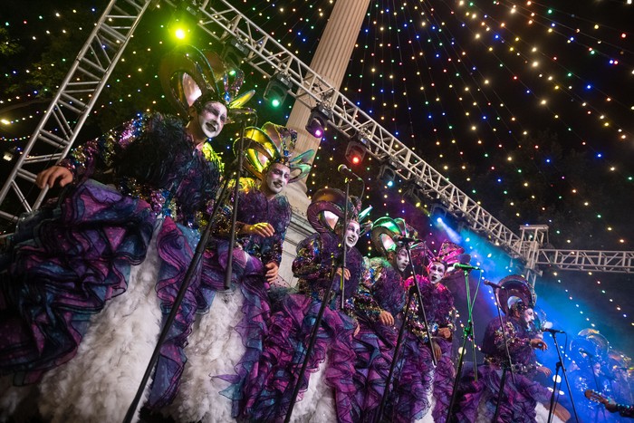 Doña Bastarda en el Desfile Inaugural de Carnaval, por 18 de Julio. · Foto: Gianni Schiaffarino