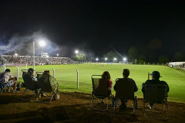 Durante un partido por la fecha 4 de la Confederación Sur, de la 22° Copa Nacional de Selecciones, en Nueva Helvecia (archivo, enero de 2026). · Foto: Ignacio Dotti