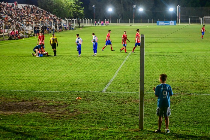 Colonia Interior contra Colonia Capital, por la fecha 4 de la Confederación Sur, Serie C, de la 22ª Copa Nacional de Selecciones de OFI 2026, el 28 de enero, en el Estadio del Club Nacional de Nueva Helvecia. · Foto: Ignacio Dotti