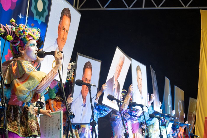 Gente Grande, en la plaza Primero de Mayo. · Foto: Martin Hernández Müller