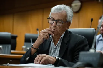 Juan Castillo, en el Parlamento (archivo, febrero de 2026). · Foto: Inés Guimaraens