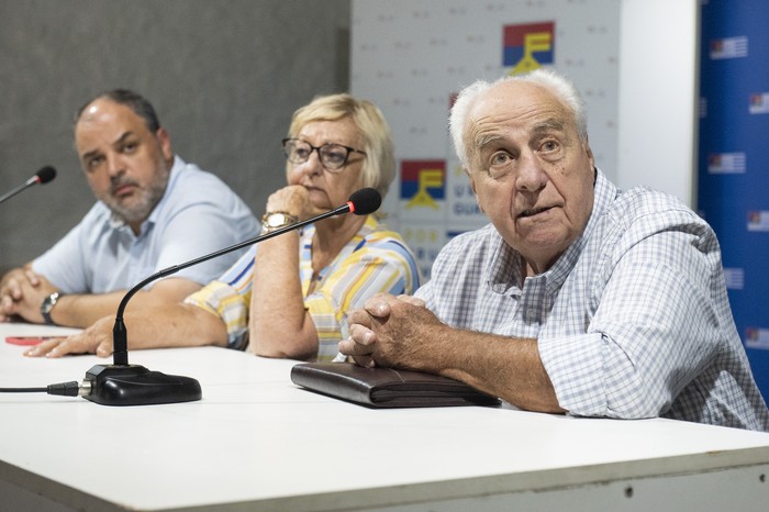 Charles Carrera, Liliam Kichichian y Victor Rossi, el 9 de febrero, en la Huella de Seregni. · Foto: Alessandro Maradei
