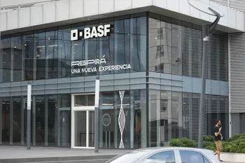 Empresa BASF en Pocitos. · Foto: Alessandro Maradei
