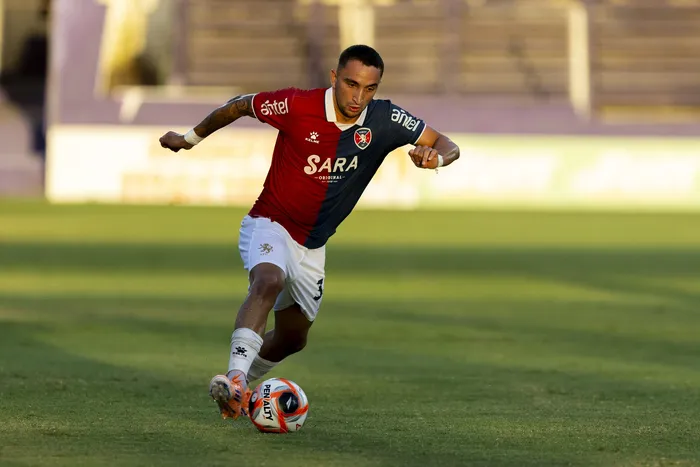Agustin Pereira, de Albion, en el Estadio Luis Franzini (archivo, febrero de 2026) · Foto: Rodrigo Viera Amaral
