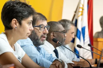 Verónica Piñeyro, Fernando Pereira, Edgardo Ortuño y Pablo Ferreri, el 23 de febrero, en La Huella de Seregni. · Foto: Martin Hernández Müller
