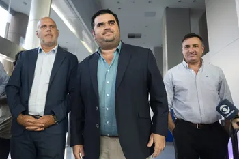 Francisco Legnani, Nicolás Olivera y Carlos Albisu, el 10 de marzo, en la Torre Ejecutiva. · Foto: Alessandro Maradei