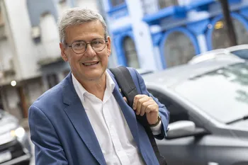 Jorge Díaz, el 17 de marzo, en el Espacio 99000. · Foto: Rodrigo Viera Amaral