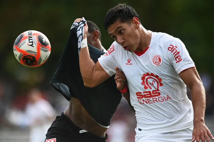 Franco Cabrera, de Rentistas, el 23 de marzo, en el Parque Saroldi. Foto: Alessandro Maradei