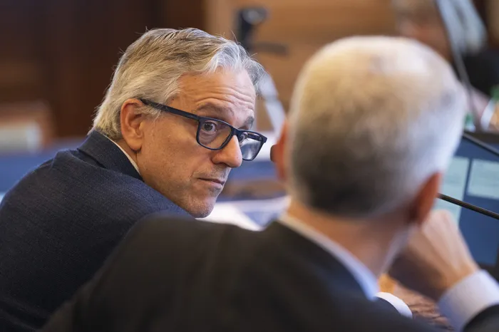 Rodrigo Arim y Rodrigo Goñi, el 25 de marzo, en el Parlamento. · Foto: Alessandro Maradei