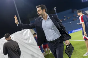 Jorge Bava, entrenador de Nacional, el 4 de abril, en el Gran Parque Central. · Foto: Rodrigo Viera Amaral
