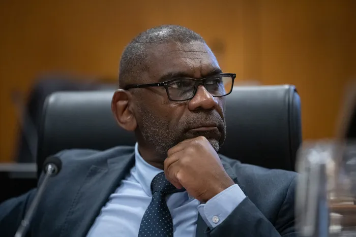 Edgardo Ortuño, el 14 de abril, en el edificio anexo del Palacio Legislativo. · Foto: Gianni Schiaffarino