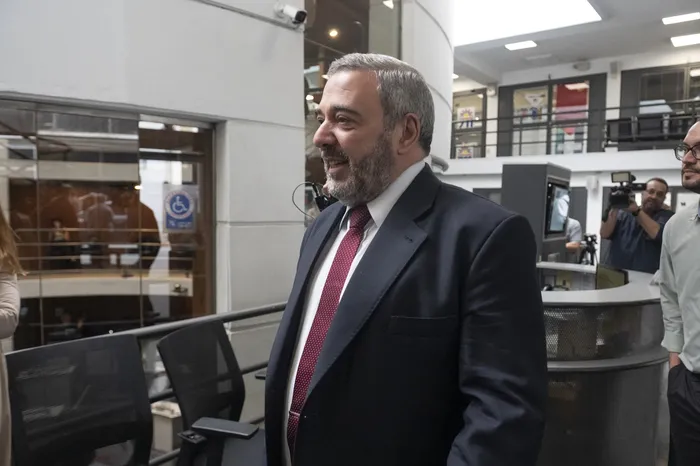 Mario Bergara, el 16 de abril, en la Junta Departamental de Montevideo. Foto: Alessandro Maradei