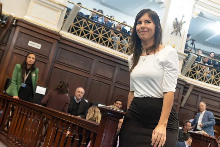 Valeria Larnaudie, el 17 de abril, en el Paraninfo de la Udelar · Foto: Martin Hernández Müller