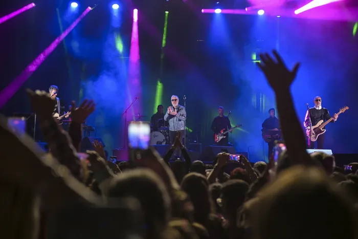 Estelares en el Fomo Fest, el 18 de abril, en la Plaza de Toros de Colonia del Sacramento. · Foto: Ignacio Dotti