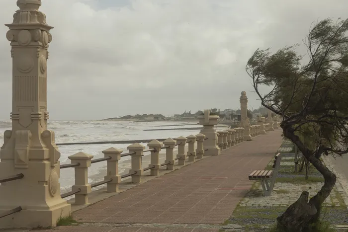 Rambla de Piriápolis, el 8 de abril. · Foto: Pablo Serrón