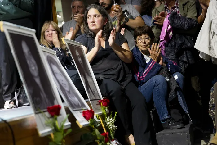 Homenaje a Las Muchachas de Abril, el 21 de abril, en el auditorio de la Terminal Goes. Foto: Rodrigo Viera Amaral