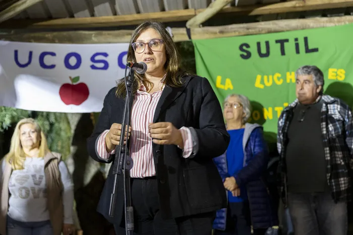 Marcela Barrios durante el acto por el Día del Trabajador Rural, el jueves 30, en Santa Rosa. · Foto: Rodrigo Viera Amaral
