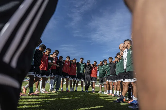 Plantel de Racing por la fecha 14 del Torneo Apartura 2026, el 3 de mayo, en el Parque Roberto. Foto: Ernesto Ryan