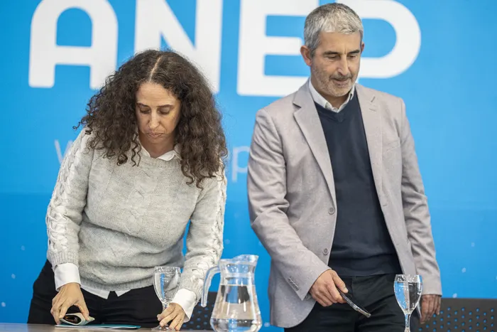 Fiorella Haim y Pablo Caggiani en la ANEP · Foto: Ernesto Ryan