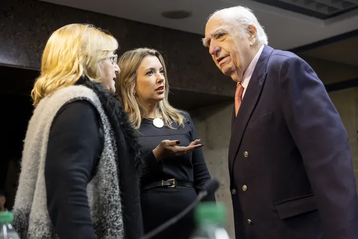 Graciela Bianchi, Valeria Ripoll y Julio María Sanguinetti, el 26 de mayo, en el Palacio Legislativo. · Foto: Rodrigo Viera Amaral