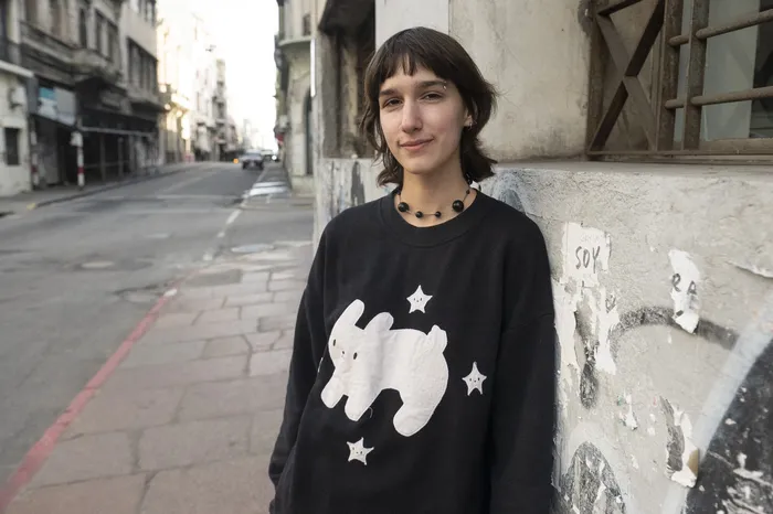 Charlie Cromo en la Ciudad Vieja. · Foto: Alessandro Maradei