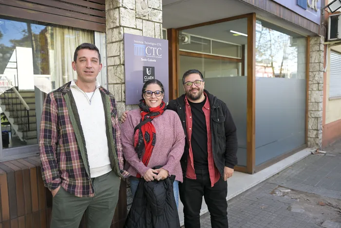 Ignacio Ingold, Sabrina Siniscalchi y Matías Verges de la Cooperativa Codice. 
Foto: Ignacio Dotti