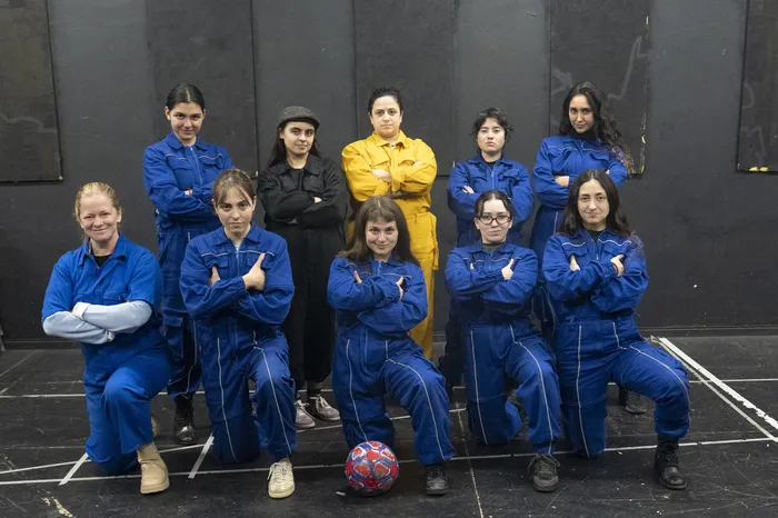 Ensayo en la EMAD de la obra _Ladies Football Club_. · Foto: Alessandro Maradei